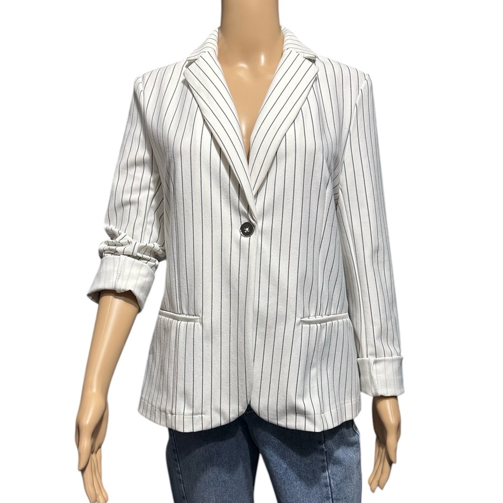 Labijou White with Black Stripes Slim Fit Blazer Size M